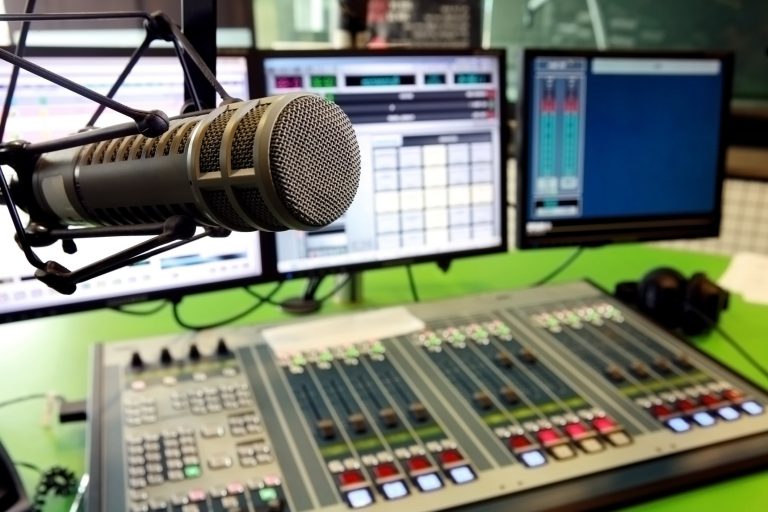 Radio computer and mixer system with air microphone