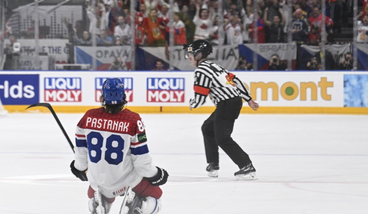 David Pastrňák - zlatý gól v Praze 2024