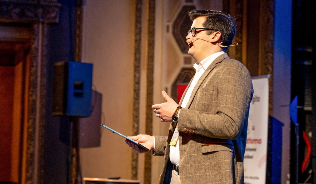 Michael Koch, E-mail Restart