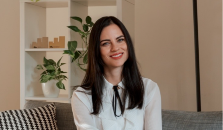 Adéla Marešová_ Triad_nový web-otvírák (65)