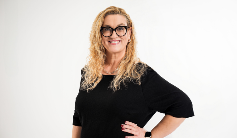 SImona Lišková Ogilvy nový web-otvírák (67)