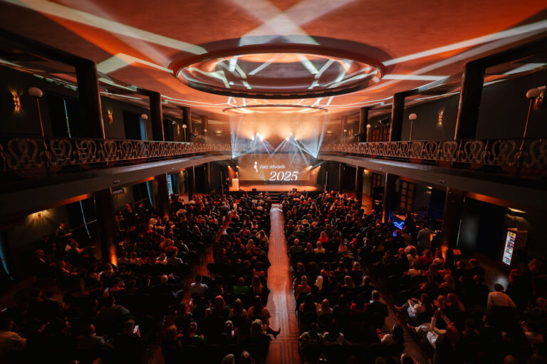 Zlatý středník_zdroj_ASCOPA