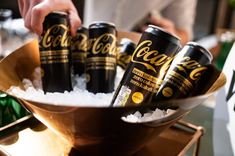 Coca-Cola_zero_zero_image_II